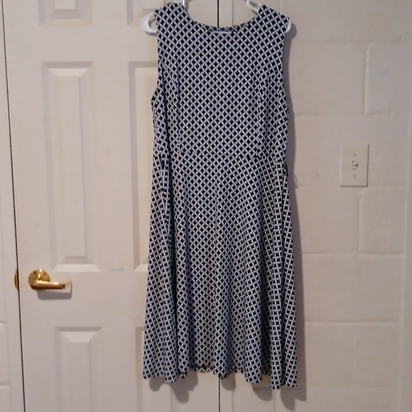 Charter club black and white swing dress - Picture 1 of 6
